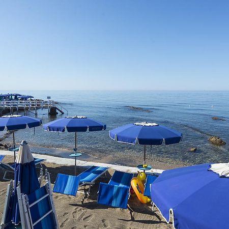 Bed and Breakfast Villino Emanuele Santa Marinella Exterior foto