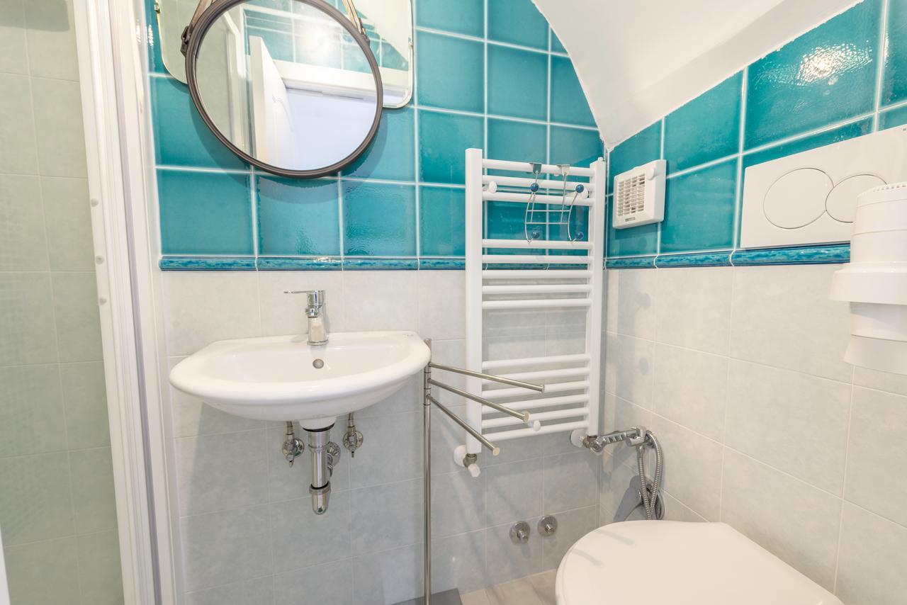 Bed and Breakfast Villino Emanuele Santa Marinella Exterior foto